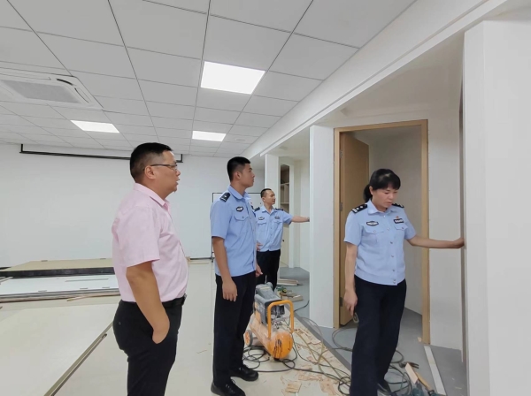 苍梧公安：“访企问需”送平安 护航营商促发展